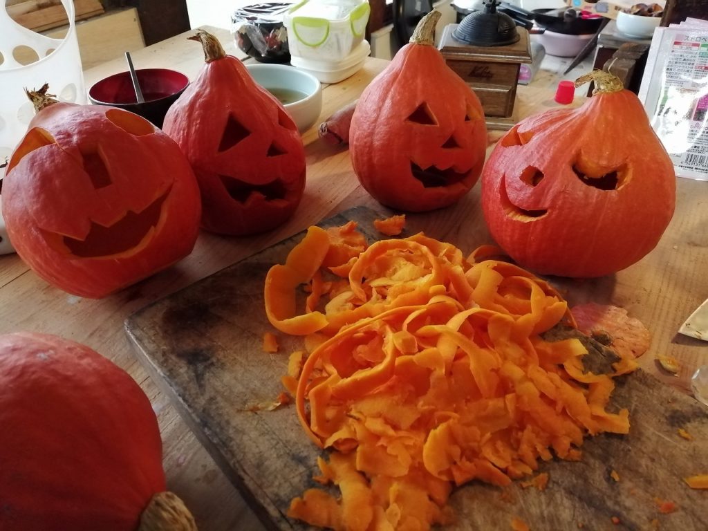 かぼちゃ　ピニャータ　現品あります